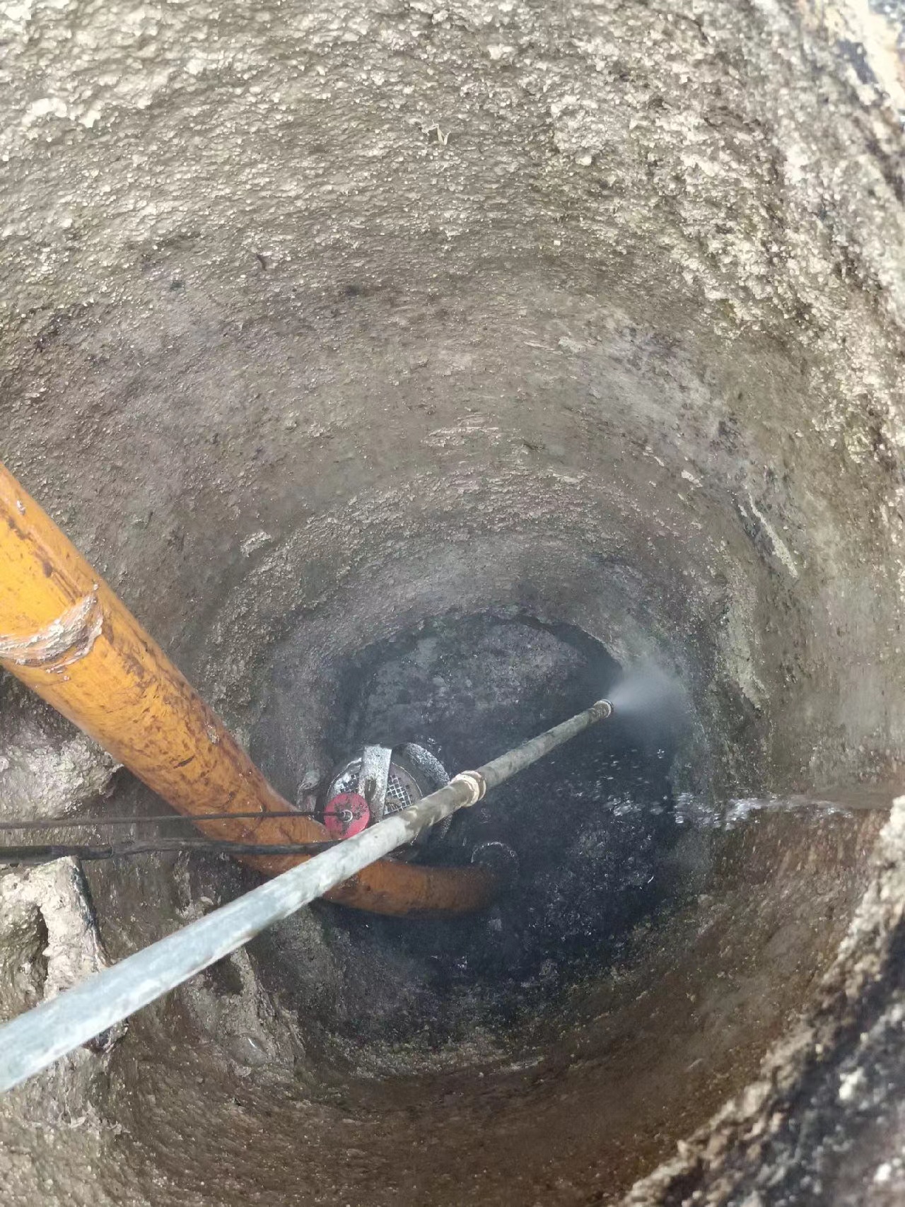 管道机械磨损是什么原因造成的？(图9)